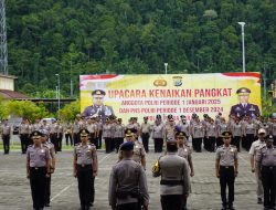 Sebanyak 405 Personil Polda Papua Barat dan Jajaran Naik Pangkat Setingkat Lebih Tinggi