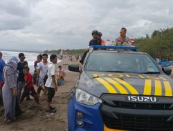 Anggota Polsek Pagerageung Rela Berkorban Selamatkan Wisatawan di Pantai Pangandaran