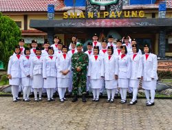Pimpin Upacara Bendera Di SMA Negeri 1 Payung, Dandim 0432/Basel Tekankan Disiplin dan Nasionalisme