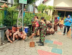 Danramil 03 Serengan Ajak Guru dan Siswa Budayakan Kebersihan Lingkungan Sekolah