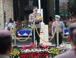 Kapolres Batu Pimpin Apel Gelar Pasukan Operasi Keselamatan Semeru 2025, Fokus pada Edukasi dan Penegakan Disiplin Berlalu Lintas