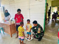 Kolaborasi dengan Puskesmas Mindiptanah, Satgas Yonif 144/JY Gelar Posyandu di Kampung Tinggam