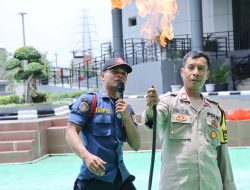 Antisipasi Bencana Kebakaran, Bhabinkamtibmas Jakarta Barat Ikuti Pelatihan Tanggap Darurat Kebakaran