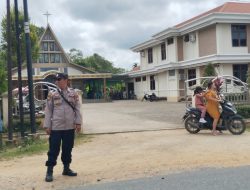 Polsek Mempawah Hulu Lakukan Pengamanan Tempat Ibadah Minggu di Paroki Santo Yusuf Karangan