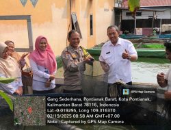 Bhabinkamtibmas Kelurahan Sungai Jawi Dalam Hadiri Panen Raya Budidaya Lele Dukung ketahanan Pangan