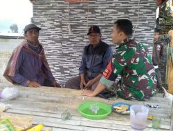 Ciptakan Keakraban dengan Warga, Babinsa Lakukan Komsos