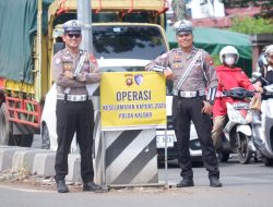 Operasi Keselamatan Kapuas 2025 Berikan Edukasi Berlalu Lintas