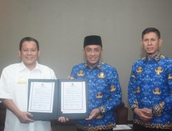 Komitmen Bebas dari Korupsi, Bupati Bima dan Tim Kemenkeu Satu Tanda Tangani Pakta Integritas