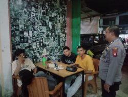 Patroli Malam Polsek Sengah Temila, Antisipasi Gangguan Keamanan Jelang Idul Fitri