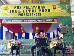 Gita Rajawali Polres Landak Meriahkan Terminal, Pemudik Terhibur!