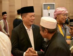Gubernur, Wakil Gubernur dan Walikota Shalat Ied di Islamic Center Secara Bersama