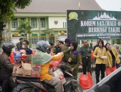 Berbagi Keberkahan di Bulan Ramadhan, Korem 143/HO Berbagi 7.140 Takjil