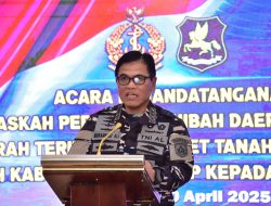 TNI AL Akan Bangun Pangkalan di Madura, Kasal Terima Aset Tanah Barang Pemerintah Kabupaten Sumenep