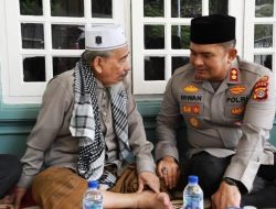 Sowan Pimpinan Dayah Almaimanah, Kapolres Aceh Timur Dapat Petuah dan Doa Dari Abu Keude Dua