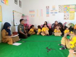 Babinsa Koramil Kalipare Berikan Pembekalan Semangat Kebangsaan kepada Siswa TK PGRI 14 Kalipare
