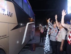 Sukseskan Upaya Menanggulangi Kebakaran, Kapolres Lepas Kontingen Ikuti Jambore Karhutla 2025