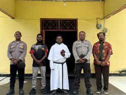 Polres Maybrat Melalui Polsek Jajaran Gelar “Minggu Kasih” di Gereja Santo Ambrosius Kampung Suswa, Sampaikan Himbauan Kamtibmas Kepada Jemaat