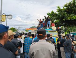 Tuntut Pembentukan Provinsi Pulau Sumbawa: Ini Harga Mati! Massa Blokade Total Jalur Poto Tano Berjam-Jam