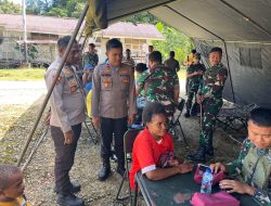 Kodim 1809 Gelar Pengobatan Massal di Kokas, Kapolres Maybrat Turut Dukung