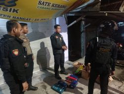 Respon Cepat Aduan Warga di Hotline Lapor Cak Roma 081188002006, Polisi Grebek Warung Jual Miras di Wilayah Kebomas