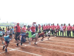 Peduli Pada Generasi Muda Forkopimda Kabupaten Blitar Hadiri Kejurnas Atletik Blitarian Open
