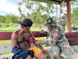 Tingkatkan Akses Layanan Kesehatan, Satgas 131/Brajasakti Layani Masyarakat Perbatasan Papua