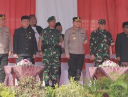 Dandim 0808 Bersama Forkopimda Kabupaten Blitar Hadiri Upacara Hardiknas 2025
