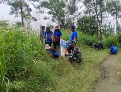 Babinsa Selo Dan Mahasiswa Salatiga Lakukan Penghijauan Daerah Kritis