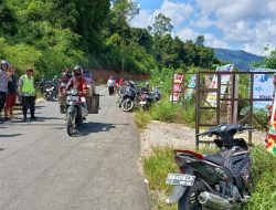 Personil Polsek Menjalin Hadiri Prosesi Pemakaman Warga yang Meninggal Dunia