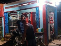Samapta Polsek Menyuke Laksanakan Patroli Malam, Ini Yang Di Sampaikannya Kepada Warga