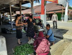 Waspada Aksi Premanisme, Polsek Mandor Lakukan Patroli di Sekitar Pasar Mandor