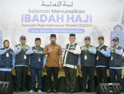 Bupati Al-Farlaky Minta Jemaah Haji Doakan Aceh di Tanah Suci