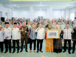 Bupati Al-Farlaky Buka Pelatihan Literasi untuk Guru di Aceh Timur