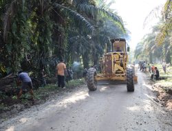 TMMD ke-124 Kodim 0320 Dumai: Pengerasan Jalan Sukajadi Capai 90 Persen di Hari ke-18