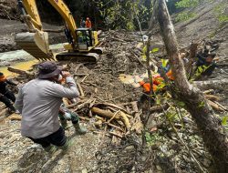 Tim Gabungan Temukan 1 Korban Banjir Bandang Di Pegunungan Arfak