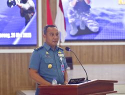 Kadispen Koarmada III Tekankan Bijak Bermedsos, Prajurit Diminta Jaga Citra TNI AL
