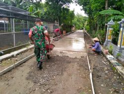 Babinsa Gotong Royong Membangun Jalan, Membangun Ekonomi Desa