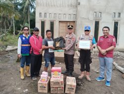 Bangkit dari Duka: Warga Tirta Mulya Terima Bantuan dari Polres Banyuasin Usai 30 Rumah Rusak Dihantam Angin Puting Beliung