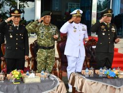 Satgas Pamtas Yonarmed 11 Kostrad Laksanakan Upacara di Perbatasan