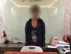 Pria Keturunan Tionghoa Ditangkap di Parkiran Supermarket di Mataram