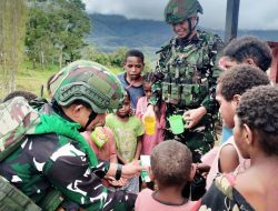 Pos Serambakon Gelar Anjangsana ke Kampung Seramkatop, Wujudkan Kedekatan TNI dengan Rakyat