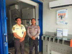 Polisi Temui Warga Saat Patroli Siang, Ciptakan Rasa Aman dan Kedekatan