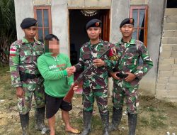 Satgas Pamtas Yonkav 3/AC Terima Senjata Rakitan, Perkuat Stabilitas Wilayah Perbatasan
