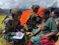 Pelayanan di Atas Rerumputan: Satgas TNI dan Tetes Harapan di Gigobak