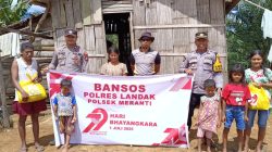 Menyambut HUT Bhayangkara Ke 79 Polsek Meranti Salurkan Bansos Kepada Masyarakat Kurang Mampu