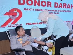 Sambut Hari Bhayangkara ke-79, Polres Jakbar Gelar Donor Darah dan Khitanan Gratis