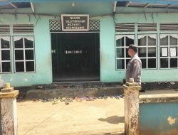 Personil Polsek Meranti Amankan Ibadah Sholat Jumat Di Masjid Silaturahim