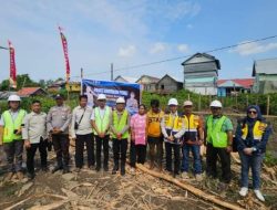 Penuh Haru Erna Tak Pernah Terpikir Rumahnya Akan Dibedah Polres Banyuasin