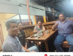 Polisi Lakukan Pendekatan Humanis kepada Warga di Warung Pinggir Jalan