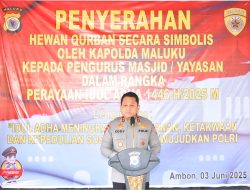Jelang Idul Adha 1446 H, Kapolda Maluku Salurkan Bantuan Hewan Qurban Kepada Masyarakat